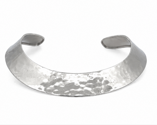 The Hammered Horizon Necklace