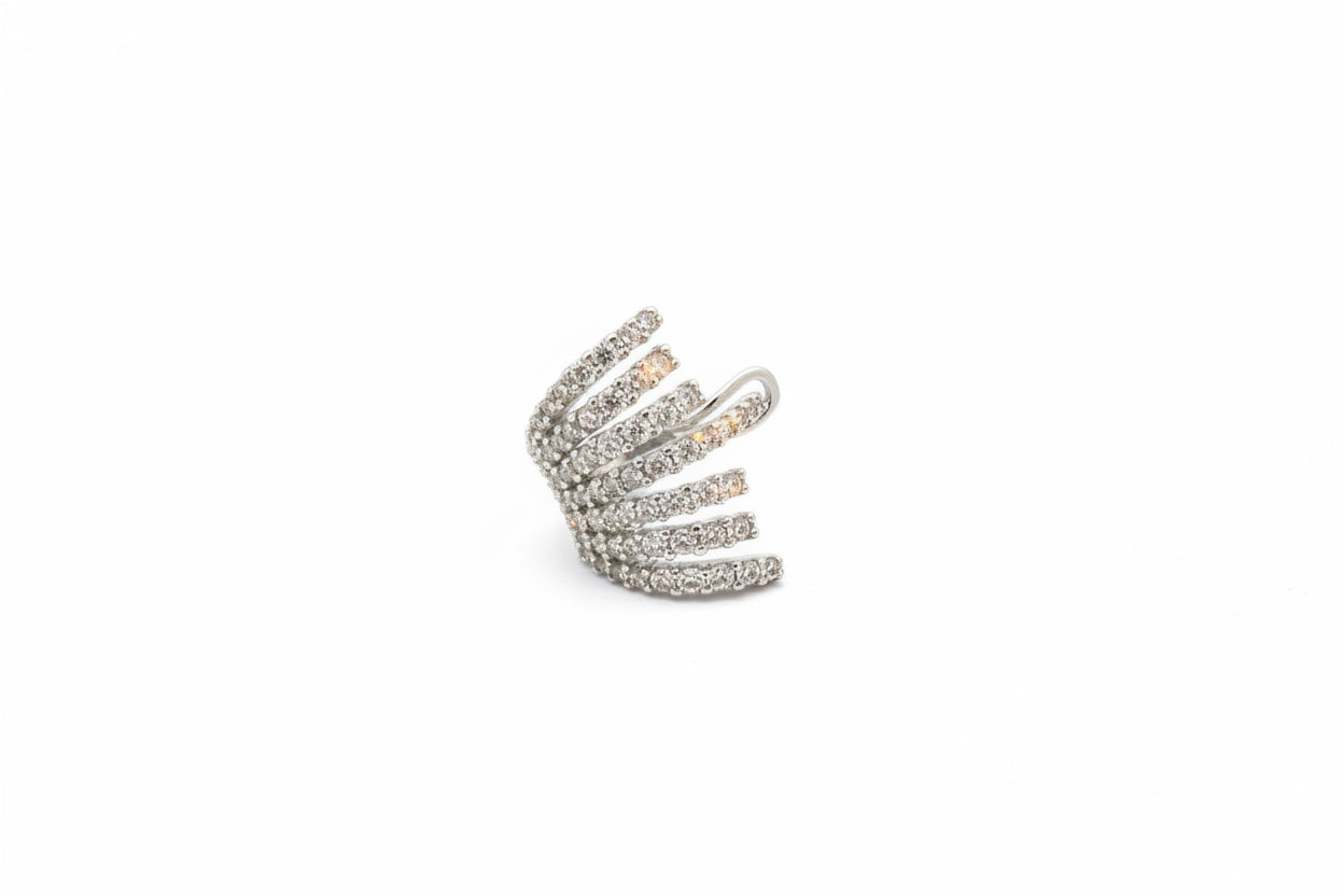 The Silver Glow Earcuff