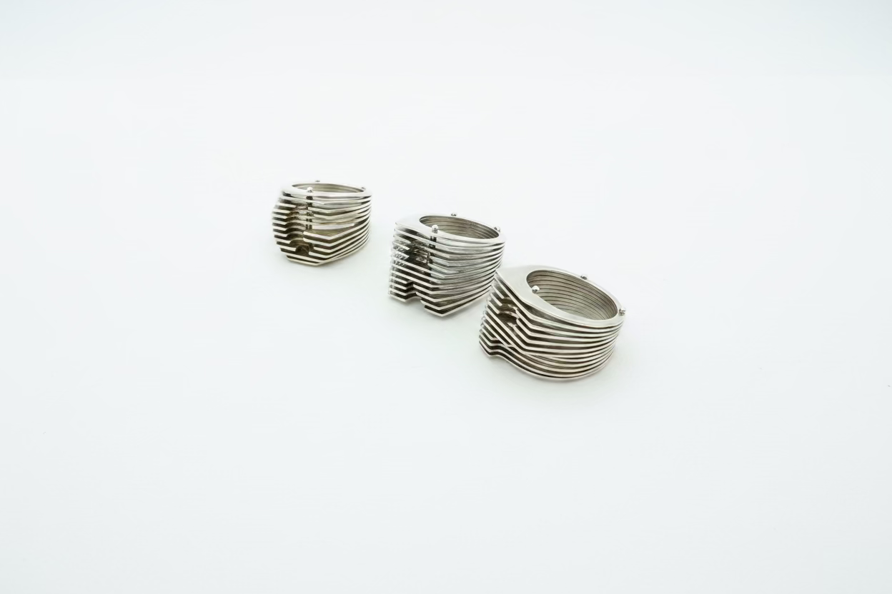 The Linea 3D Ring