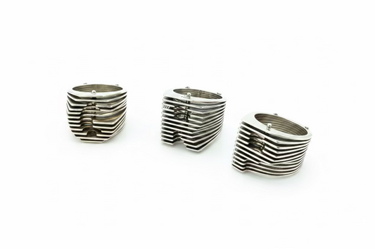 The Linea 3D Ring